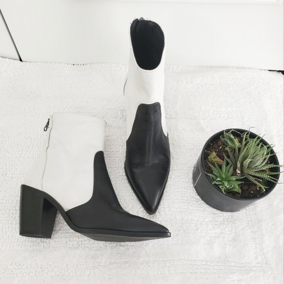 L'INTERVALLE Limited Edition Colour Block Leather Western Cowboy Ankle Boots - Picture 5 of 16